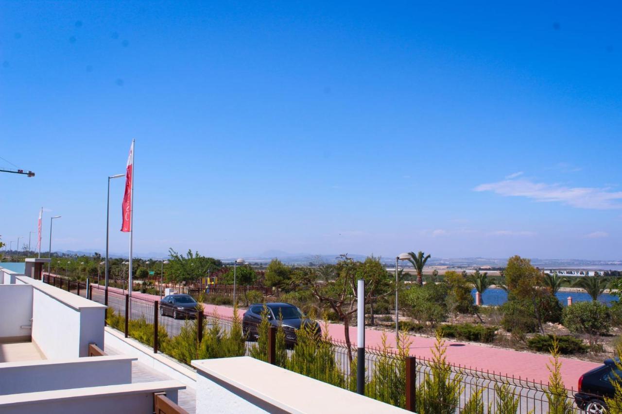Beautiful Condo In Laguna Beach Resort Overlooking Laguna Rosa In Torrevieja With 2 Bedrooms And 2 Bathrooms Εξωτερικό φωτογραφία